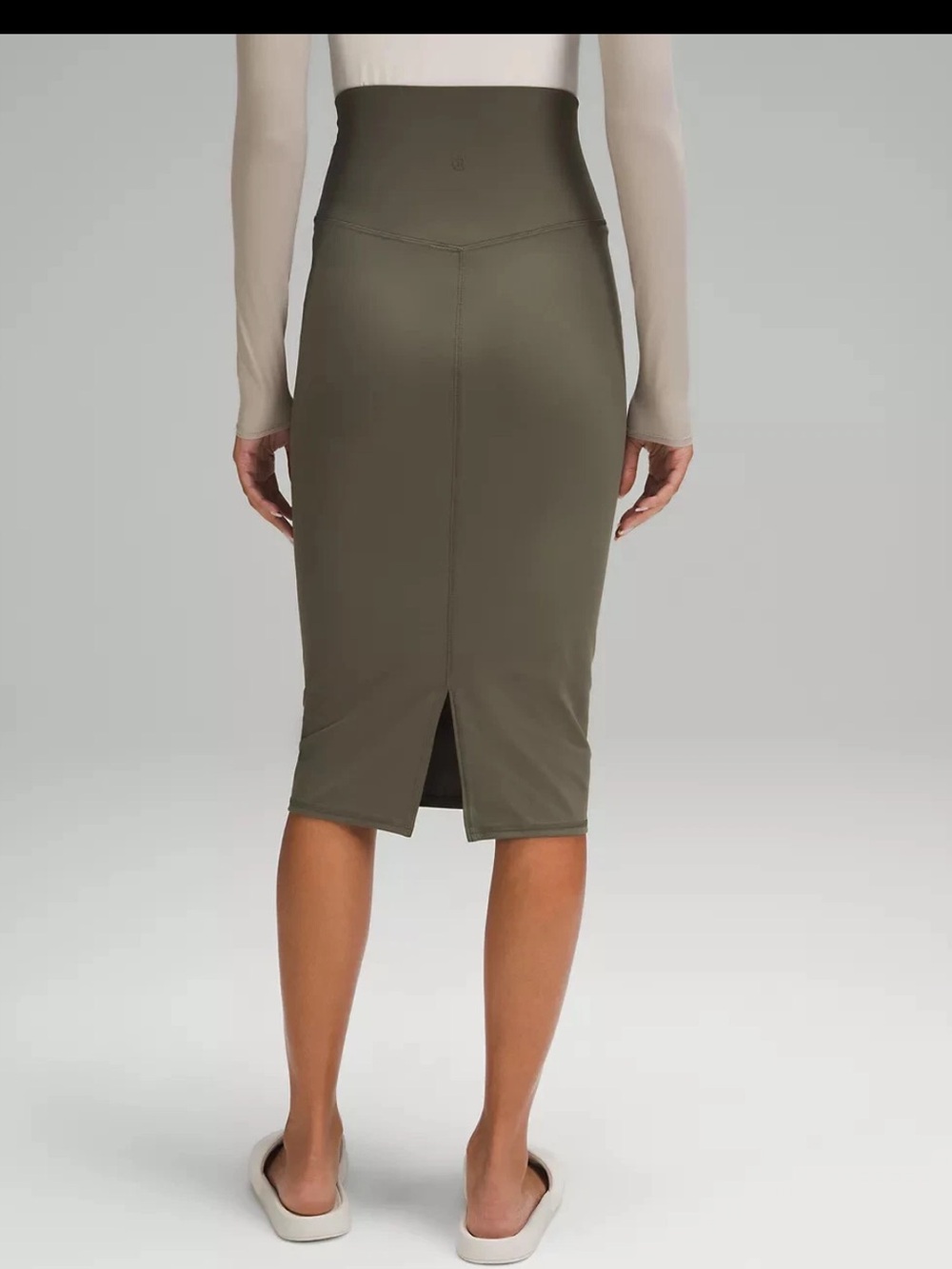 Lululemon Nulu Slim Fit High Rise Skirt Olive Green size 8 - Picture 12 of 12
